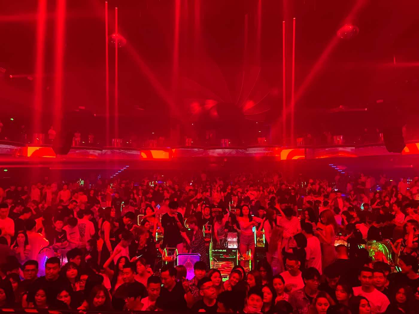 Insider's look: China's beste top 10 Chinese nachtclubs (2025) 5 top 10 beste nachtclubs in China Insider-blik op China's beste top 10 Chinese nachtclubs 20252 • top 10 beste nachtclubs in China