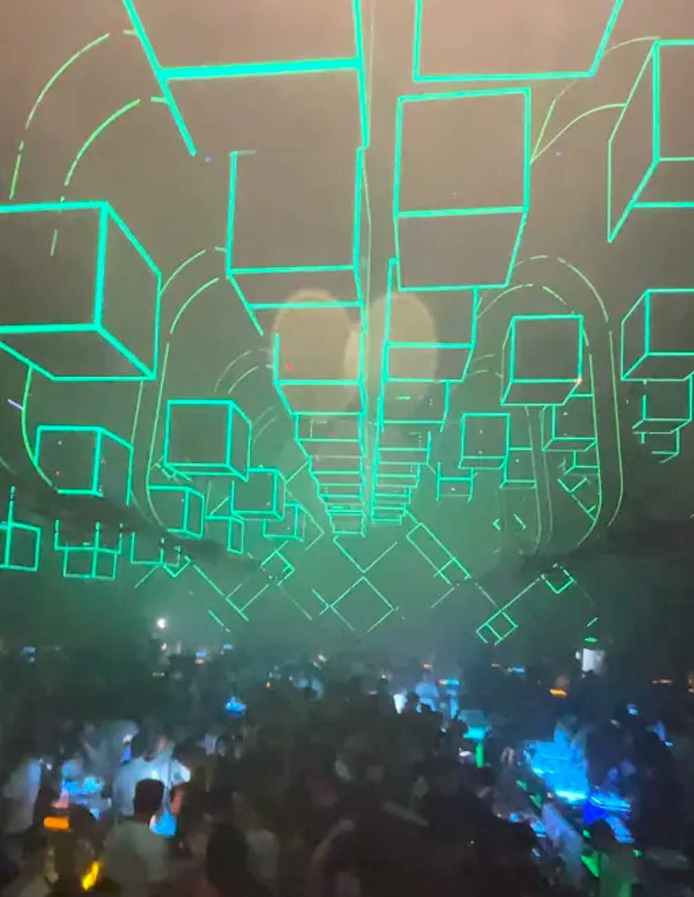 Insider's look: China's beste top 10 Chinese nachtclubs (2025) 16 top 10 beste nachtclubs in China Illusion pro wuhan club movingjack 2 • top 10 beste nachtclubs in china