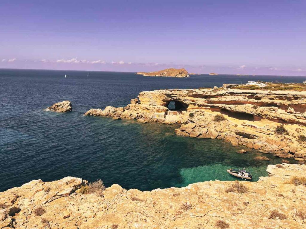 Relaxen op ibiza: de beste 7 manieren 3 relaxen op ibiza Kust ibiza • relaxen op ibiza