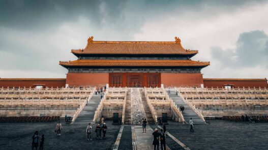 What is it like to live in china? The complete guide 38 avatar mountains Forbidden city imperial palace complex in beijing china