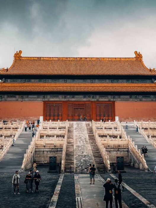 What is it like to live in china? The complete guide 39 avatar mountains Forbidden city imperial palace complex in beijing china