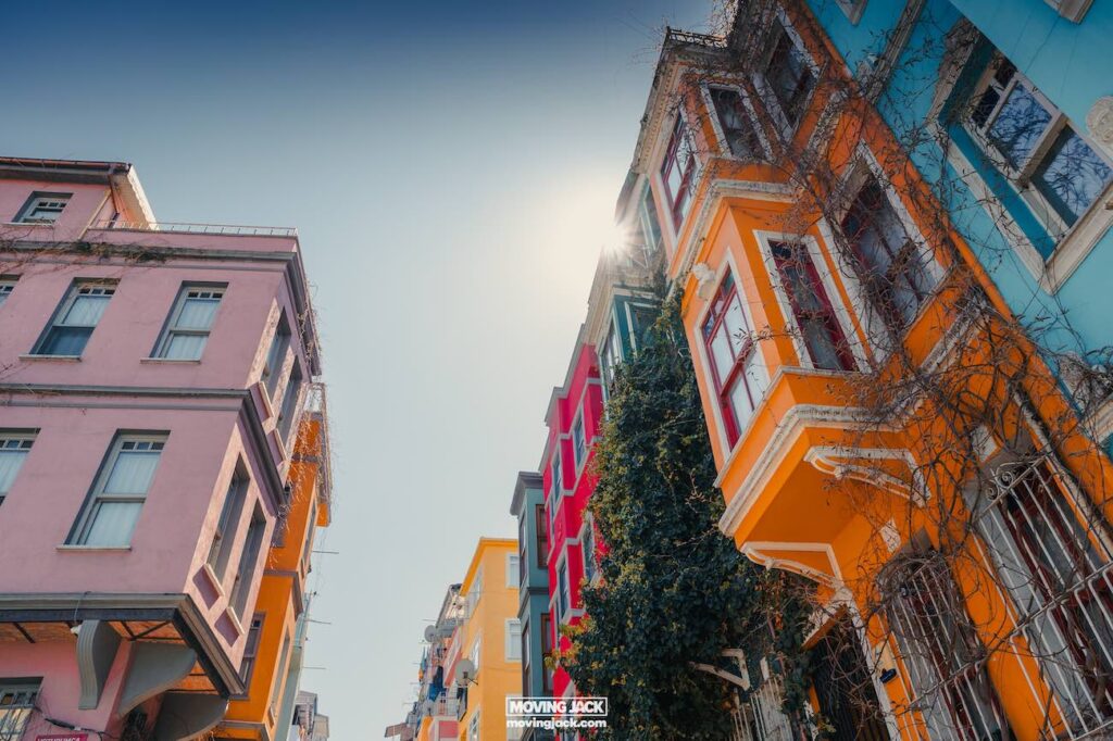 Hoe 3 dagen in Istanbul door te brengen: top 10 dingen om te doen 13 Hoe 3 dagen in Istanbul door te brengen Balat istanbul kleurrijke huizen van istanbul buurt architectuur turkiye turkije oude huizen copyright moving jack. Com 11 1 • hoe breng je 3 dagen door in istanbul