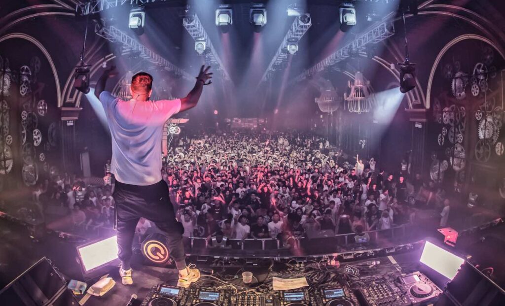 Insider's look: China's beste top 10 Chinese nachtclubs (2025) 20 top 10 beste nachtclubs in China Mashupjack club china • top 10 beste nachtclubs in china