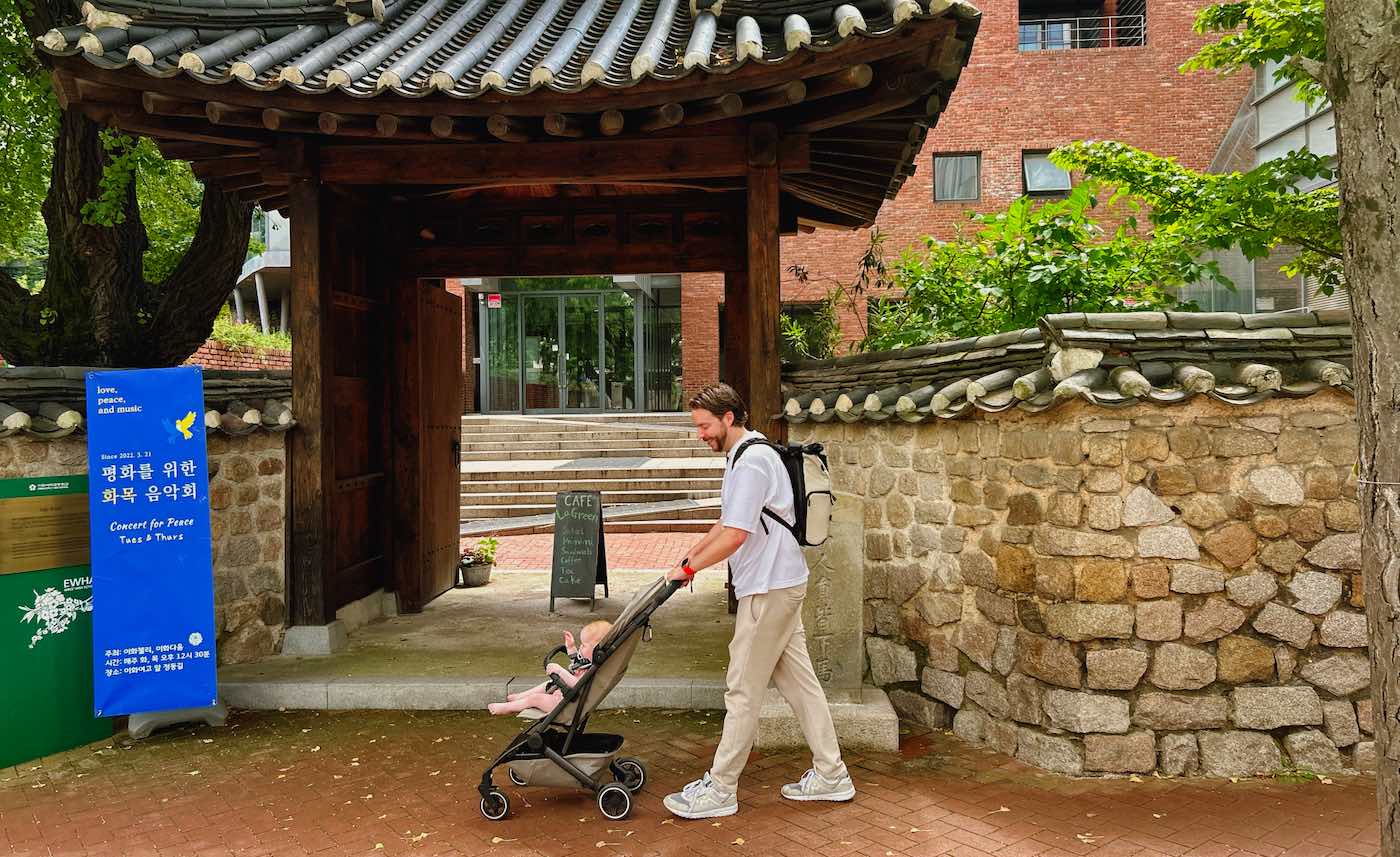 Waar te verblijven in Seoul: beste hotels + reisgids voor gebieden 6 waar te verblijven in Seoul Ontdek Seoul met kinderwagen 2 Moving Jack • Waar te verblijven in Seoul