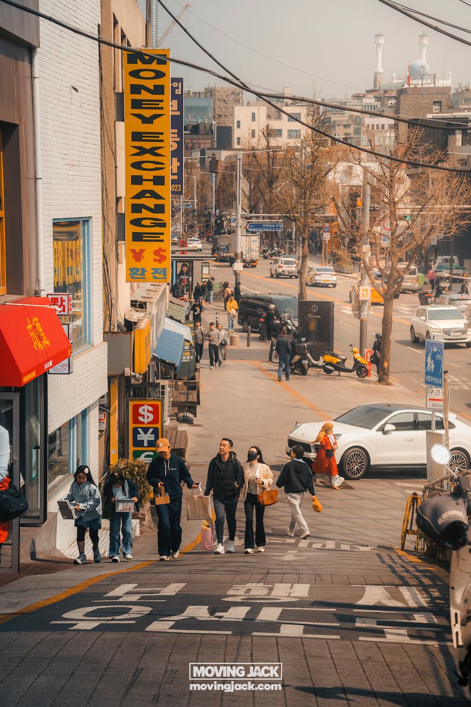 Moving jack 13 moving jack,travel blog Itaewon itinerary 2025: the best eats, drinks & hangouts