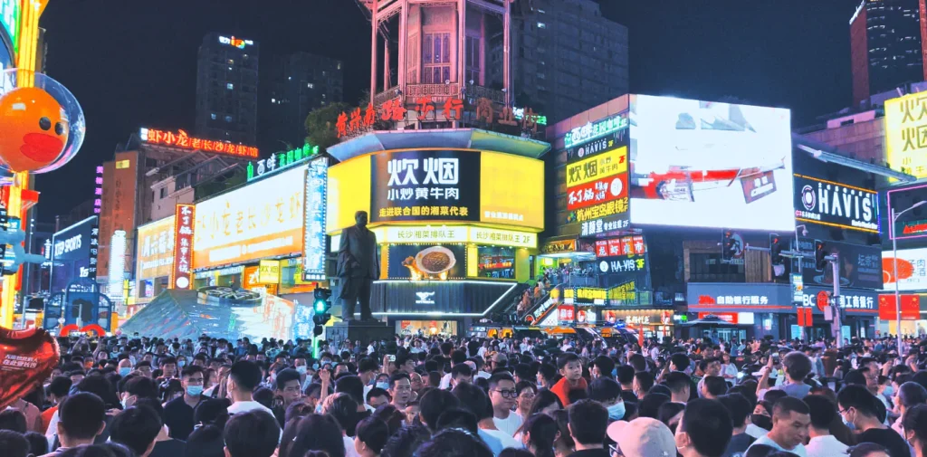 The busiest crossroad of the world 4 Changsha crossroad golden week busiest china 2 movingjack •