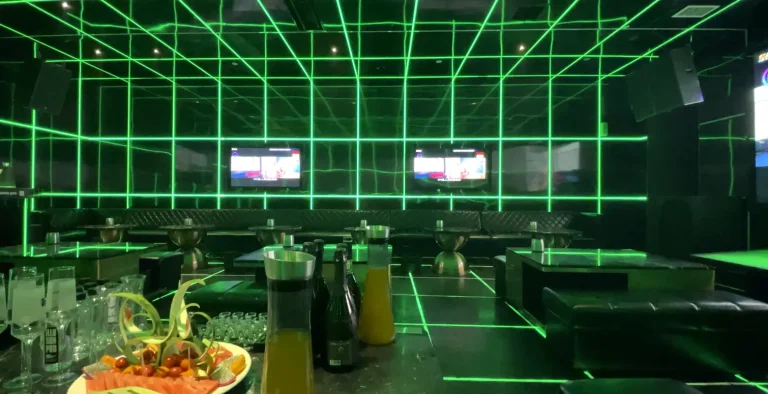 Insider's look: China's beste top 10 Chinese nachtclubs (2025) 17 top 10 beste nachtclubs in China Illusion pro wuhan club movingjack 3 • top 10 beste nachtclubs in China